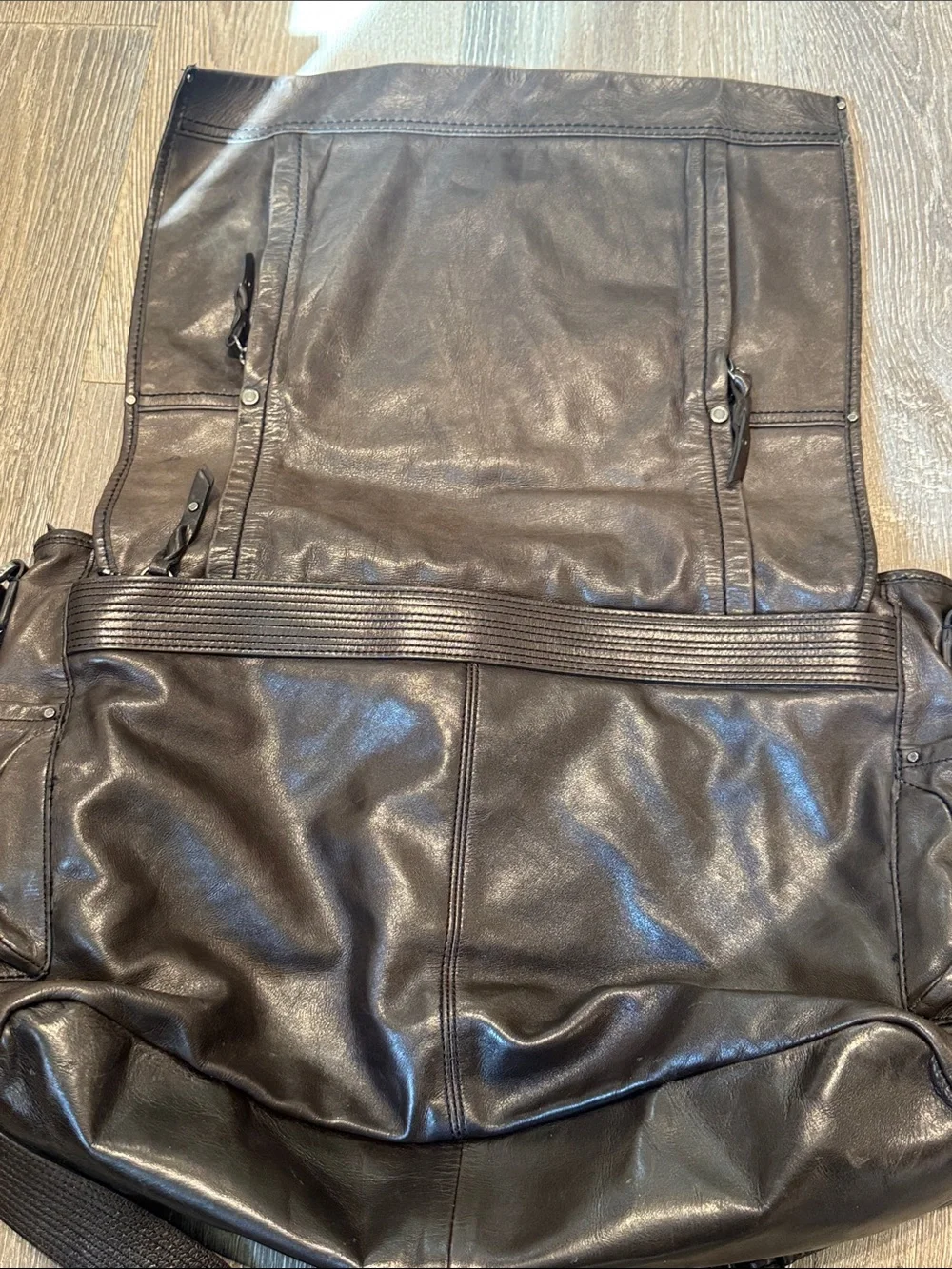 Vintage Andrew Marc Brown Leather Messenger Bag with Adjustable Strap